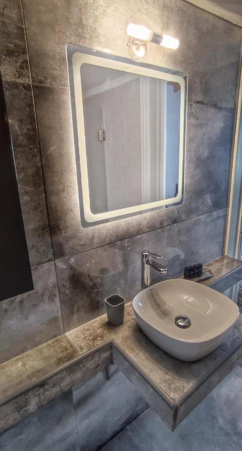 Apartamento Shades Skiathos Exterior foto